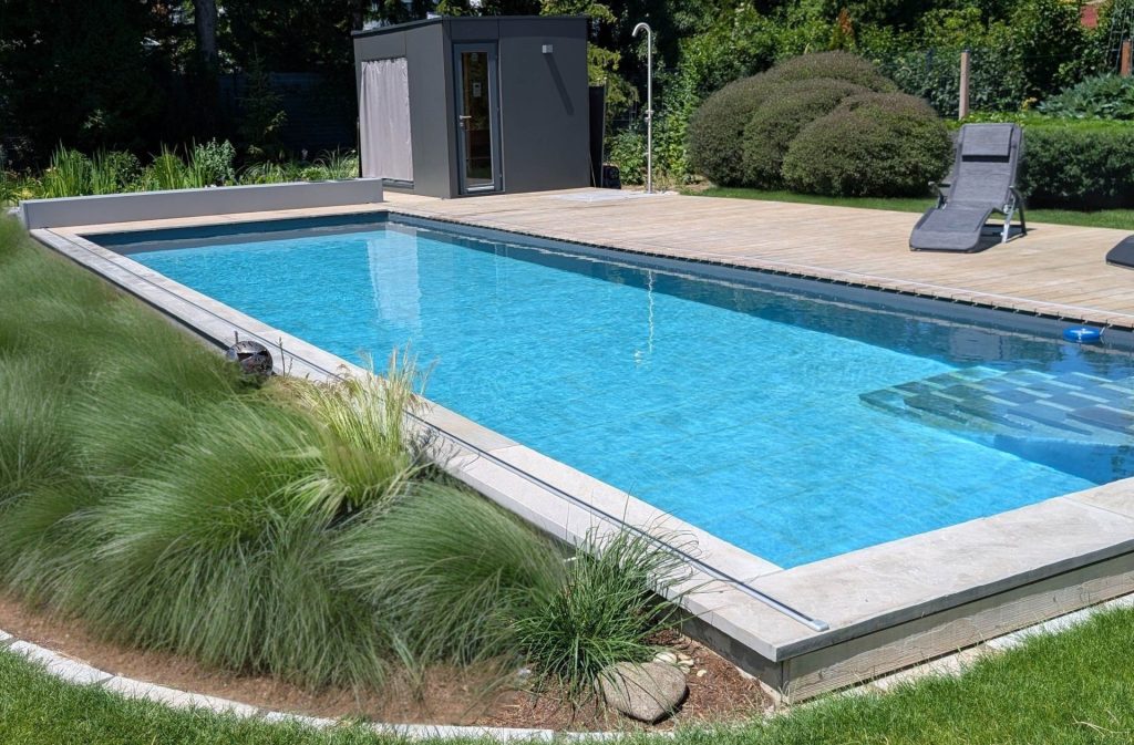 Der Naturpool im eigenen Garten